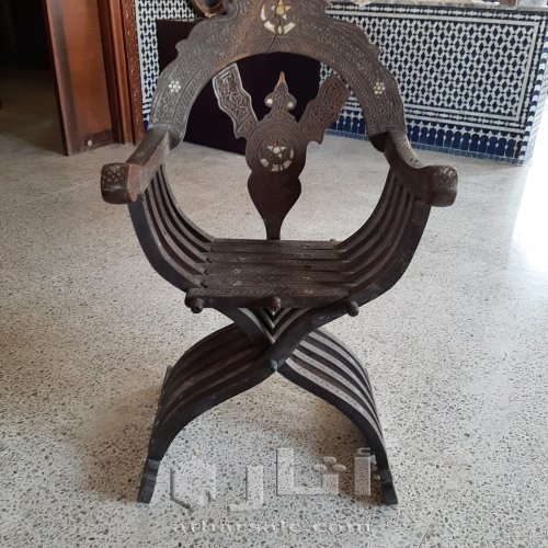 كرسي من عهد العثمانيين