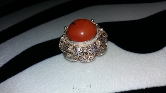 بروش نساء مصنوع من الفضه عليه حجر عقيق انتيك 3