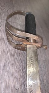 سيف الفرسان انجليزي صناعة هندية من القرن التاسع عشر 4