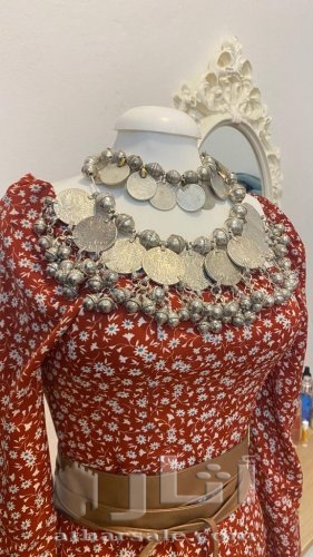 حلي مجوهرات فضيه