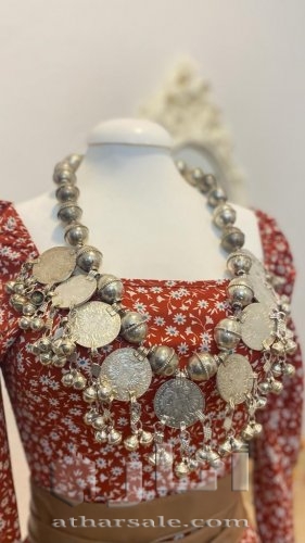 حلي مجوهرات فضيه