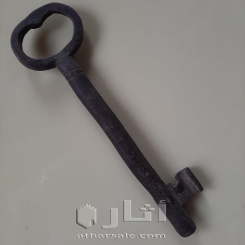 مفتاح قديم