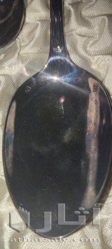 مجموعة فضية من الترات القديم