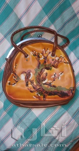 شنطه جلد قديمه 50سنه جديدة كرت