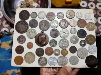 مجموعه عملاقه من المقتنيات الثمينة المميزه 4