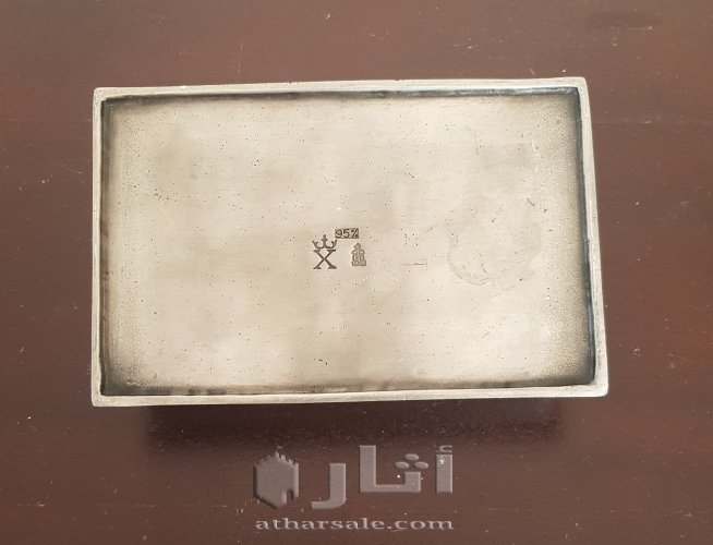 أواني معدنية قديمة صناعة سويسرية..