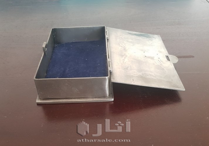 أواني معدنية قديمة صناعة سويسرية..