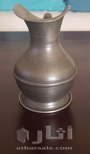 أواني معدنية قديمة صناعة سويسرية..