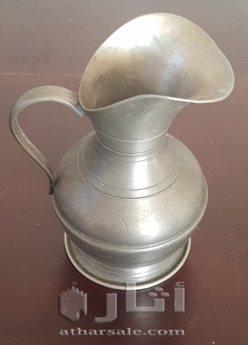 أواني معدنية قديمة صناعة سويسرية..