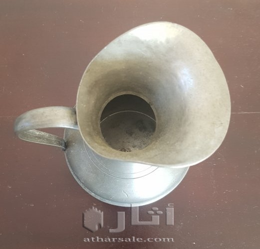 أواني معدنية قديمة صناعة سويسرية..