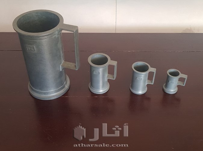 أواني معدنية قديمة صناعة سويسرية..