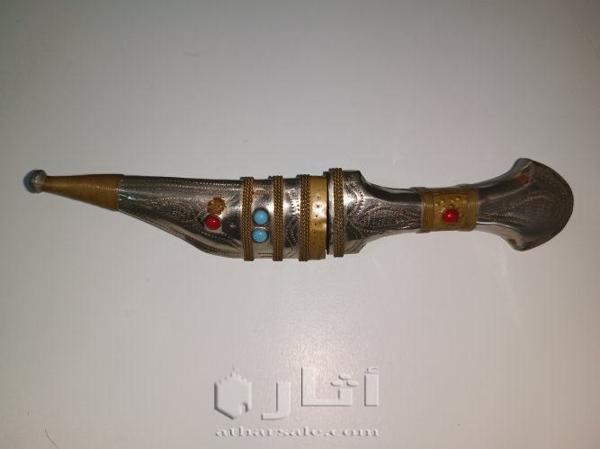 خنجر تراثي قديم