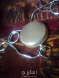 ساعة جيب سوبيسرى اثريه  اكثر من مائة عام مرصعه بالحجار الكريمه والذهب 8