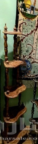 رف زاويه خشبيه