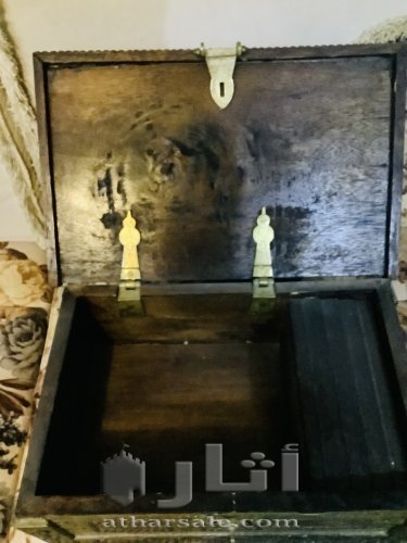 صندوق تراثي قديم