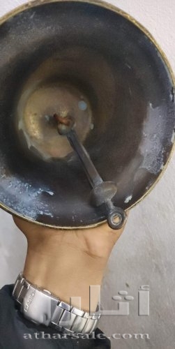 جرس نحاسي