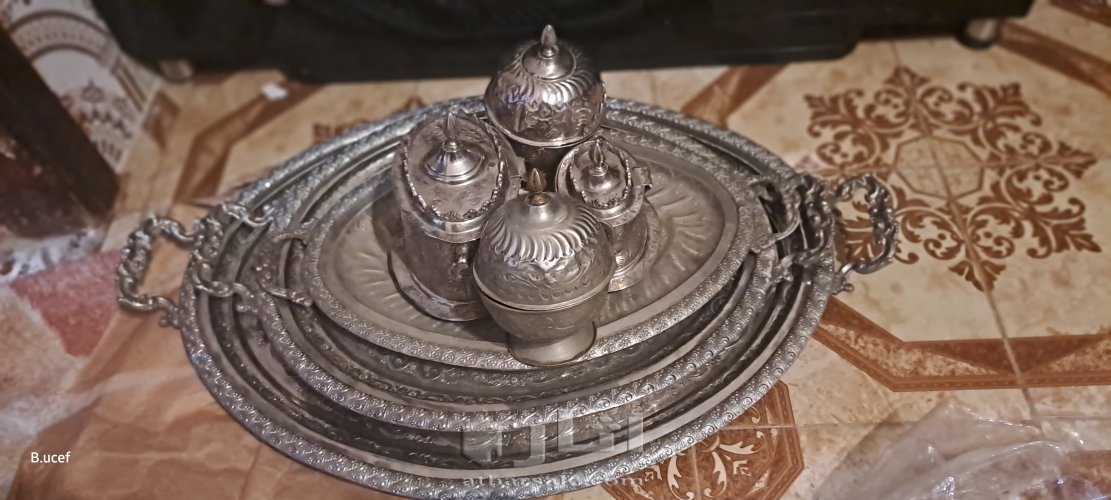 أواني فضية قديمة وأصلية