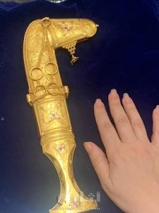 خنجر يمني ذهب