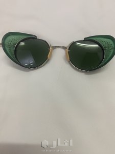 نظارتان قديمة جداً ماركة ويلسون 2