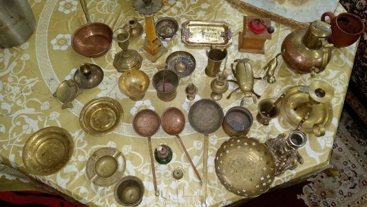 تحف نحاسية و أواني قديمة 3
