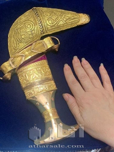خنجر يمني ذهب