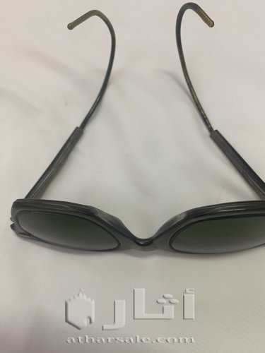 نظارتان قديمة جداً ماركة ويلسون