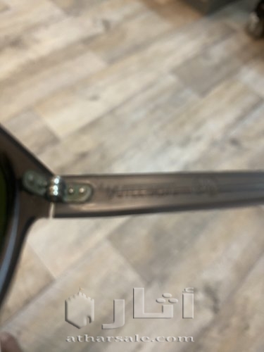 نظارتان قديمة جداً ماركة ويلسون