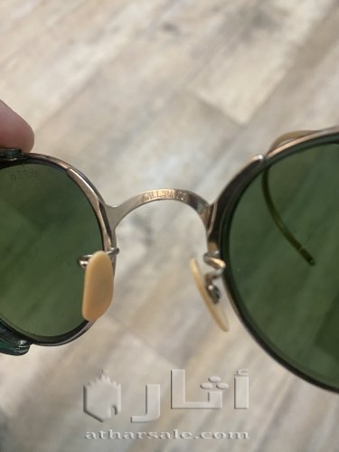 نظارتان قديمة جداً ماركة ويلسون