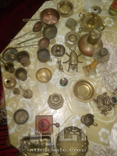 تحف نحاسية و أواني قديمة