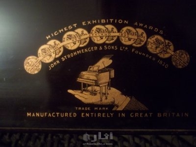 بيانو من سنة1830 14