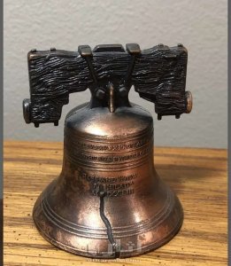 تذكار ليبرتي بيل من النحاس الصغير العتيق بطول 1.75 بوصة فيلادلفيا بنسلفانيا