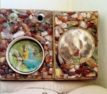 قطعة مكتب قديمة مطعمة بعقيق برازيلي 7