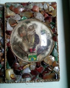 قطعة مكتب قديمة مطعمة بعقيق برازيلي 3