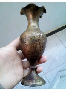 فازة نحاس صغيرة 4