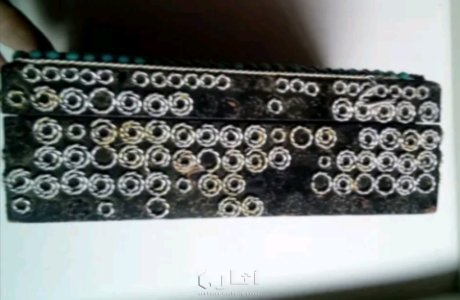 علبة خشبية قديمة