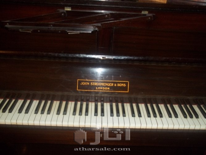 بيانو من سنة1830