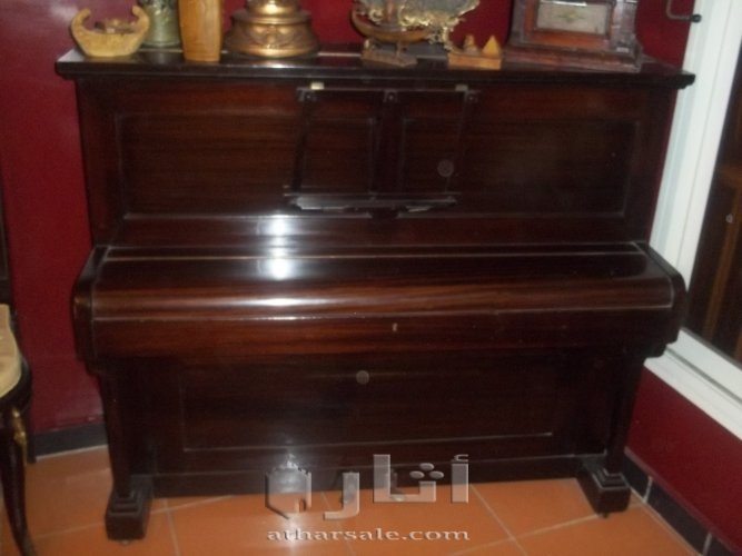 بيانو من سنة1830