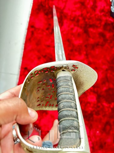 سيف الضباط ويلكنسون الانجليزي