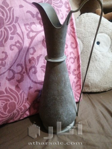 تحفة نحاس ابريق نقش يدوي جميل نحاس قديم  وليس حديث