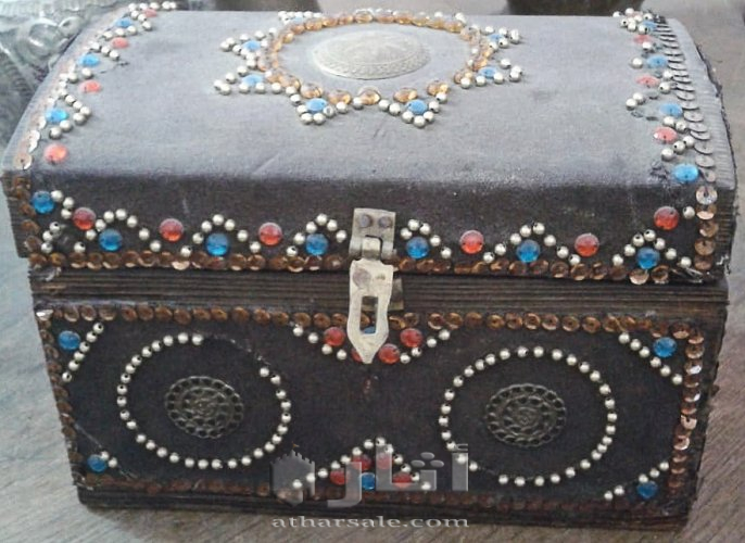 تحف وانتيكات