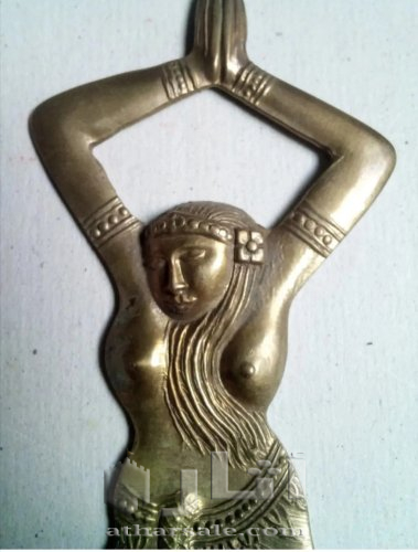 فتاحة علب نحاسية قديمة