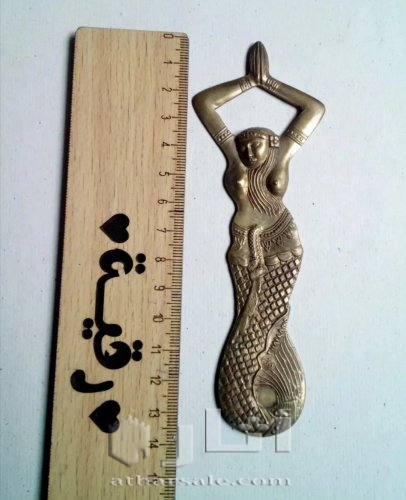 فتاحة علب نحاسية قديمة