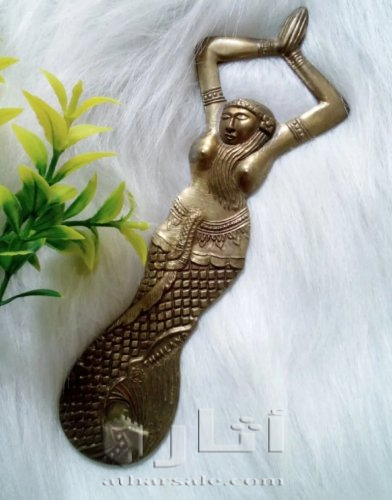 فتاحة علب نحاسية قديمة