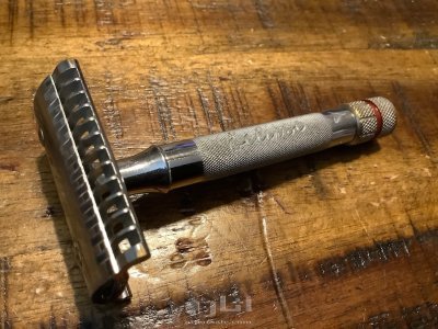 ماكنة حلاقة انجليزية من سنة 1930