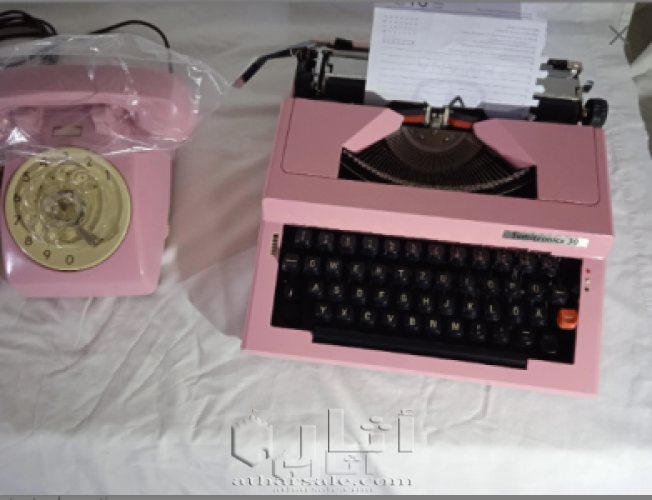 Machine in a portable carriage manuelle with transport Rose + telephone, a set of beautiful pieces of marques available ,
