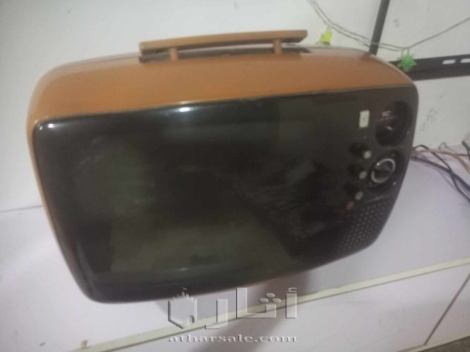 Japanese National TV model TR-542E