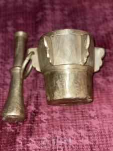 مهراز من نحاس الخالص عمره  اكتر من 200 سنة 1