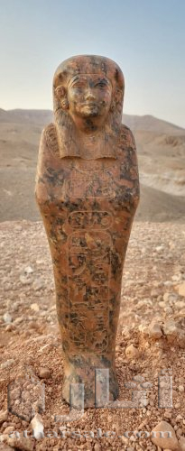 انتيكات  فرعونية  نحت  يدوى