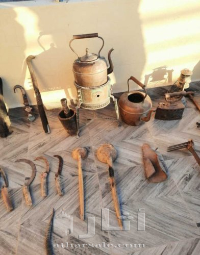 تحف نادرة و قديمة جدا