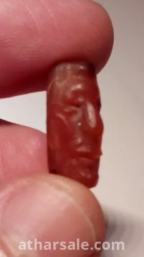 عقيق اثري منحوت